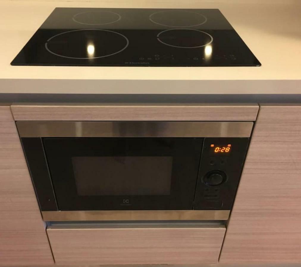 Baan Mai Khao Apart otel Dış mekan fotoğraf
